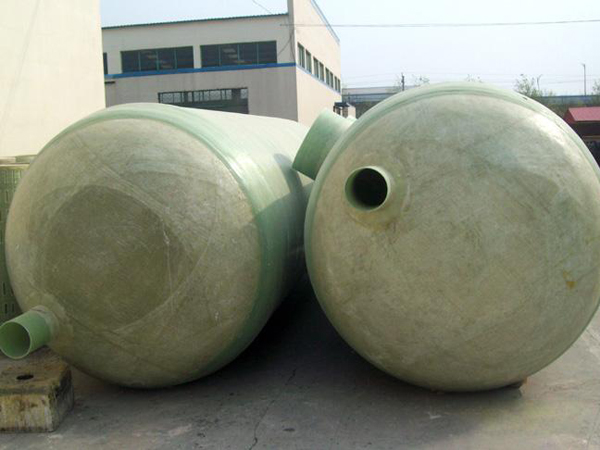 玻璃鋼化糞（fèn）池